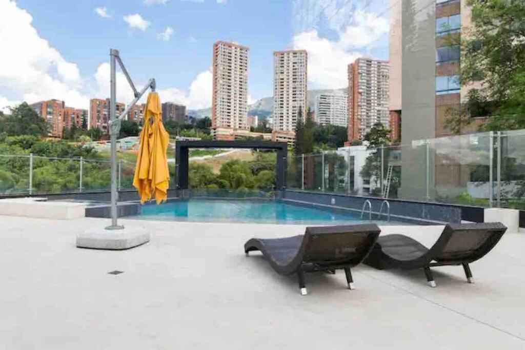 Apartamento 1204, Excelent Location In El Poblado *